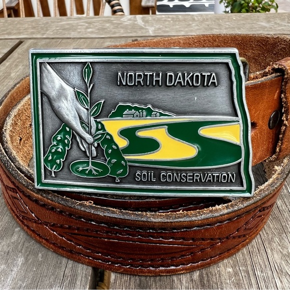 Vintage Chambers Tooled Leather Belt with North Dakota Soil Conservation Buckle - Picture 2 of 9
